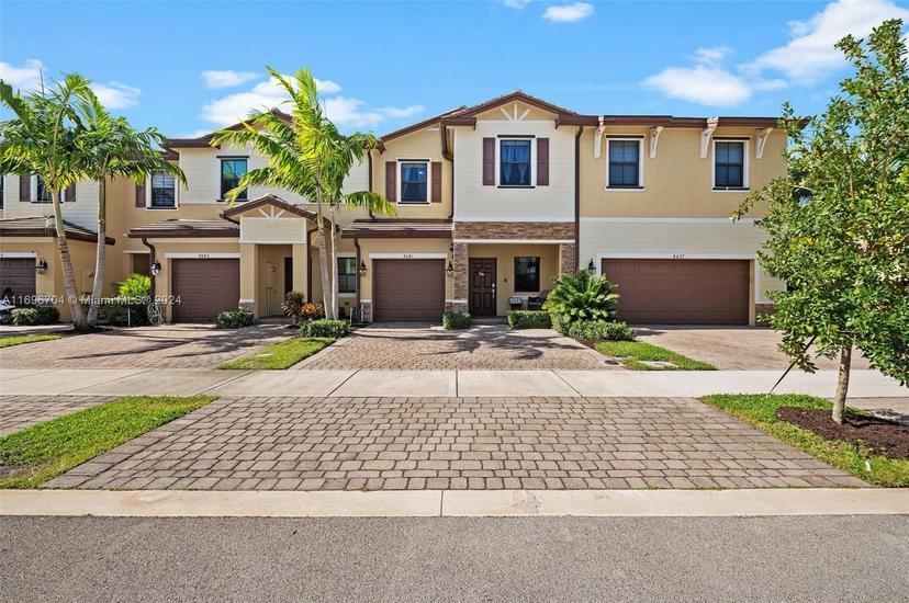 Picture of 4641 Caspian Way, Davie FL 33314
