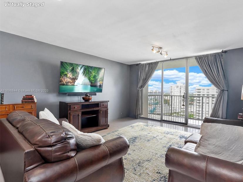Picture of 2851 NE 183Rd St # 2112E, Aventura FL 33160