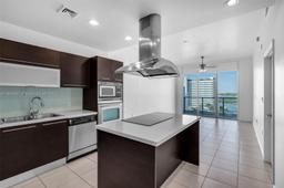 Picture of 7930 East Dr # 1107, North Bay Village, FL 33141