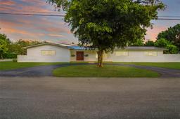 Picture of 12525 SW 68Th Ct, Pinecrest, FL 33156