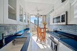 Picture of 3610 Yacht Club Dr # 208, Aventura, FL 33180