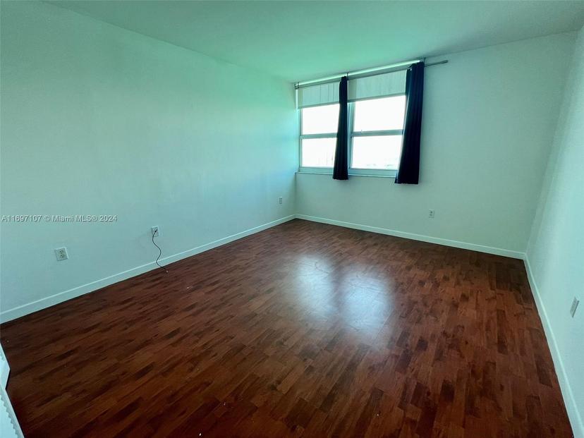 Picture of 650 West Ave # 2509, Miami Beach FL 33139