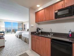 Picture of 18001 Collins Ave # 1401, Sunny Isles Beach, FL 33160
