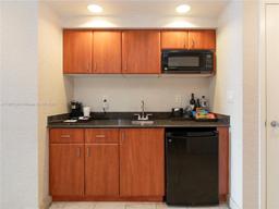 Picture of 18001 Collins Ave # 1401, Sunny Isles Beach, FL 33160