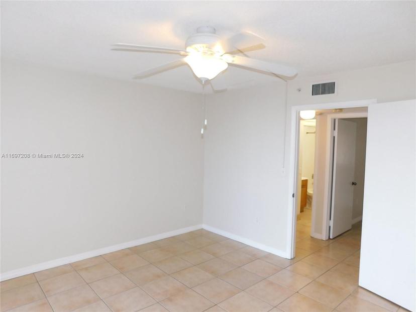 Picture of 8650 SW 133 Rd # 408, Miami FL 33183