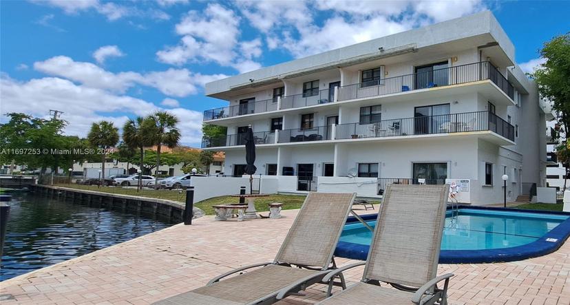 Picture of 1900 Diana Dr # 3E, Hallandale Beach FL 33009