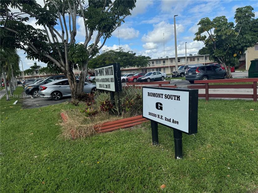 Picture of 20320 NE 2Nd Ave # 27, Miami Gardens FL 33179