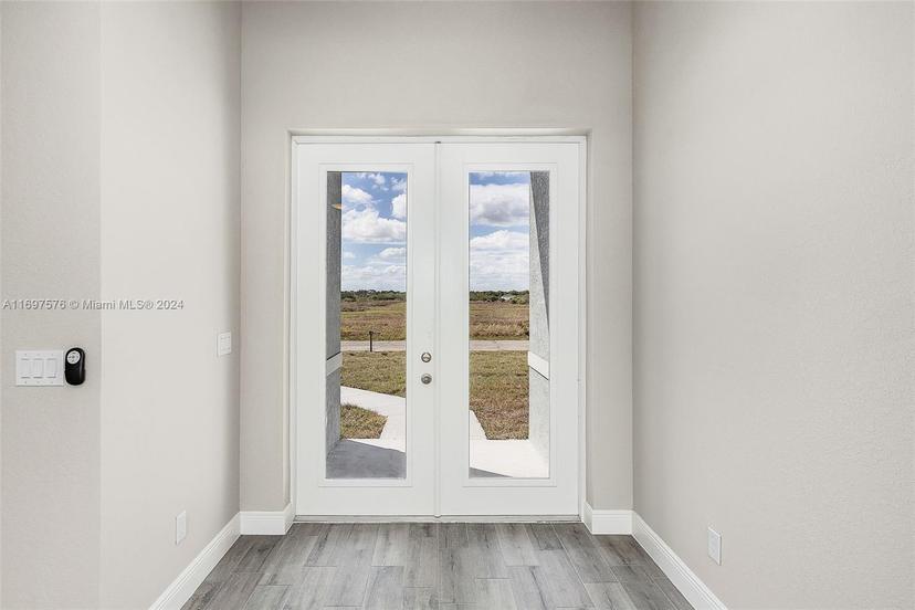 Picture of 626 Royce, La Belle FL 33935