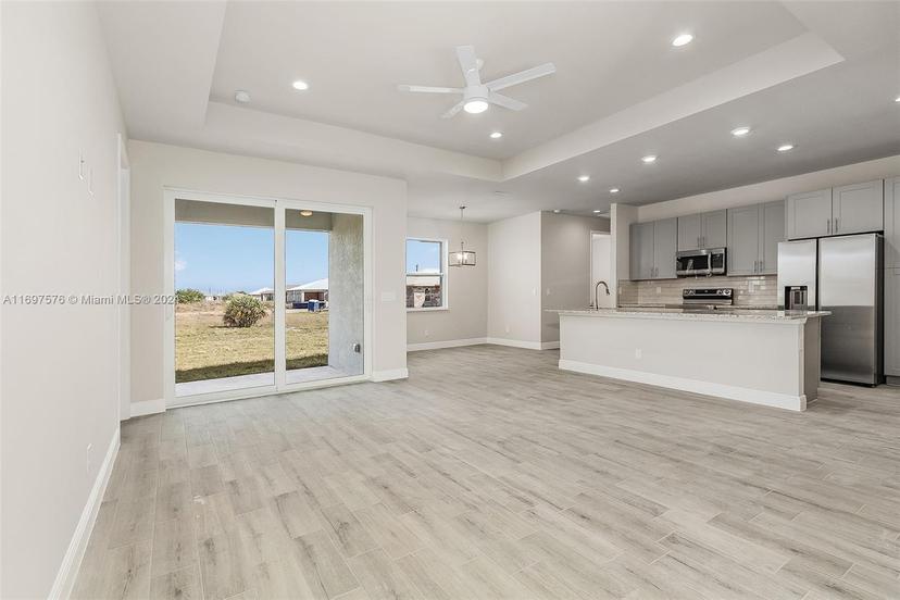Picture of 626 Royce, La Belle FL 33935