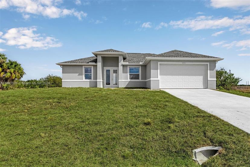 Picture of 626 Royce, La Belle FL 33935