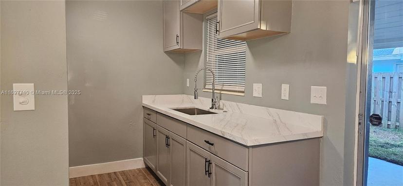 Picture of 331 N 70Th Way, Hollywood FL 33024