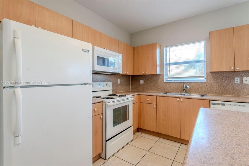 Picture of 2935 SE 15Th Ave # 0, Homestead FL 33035