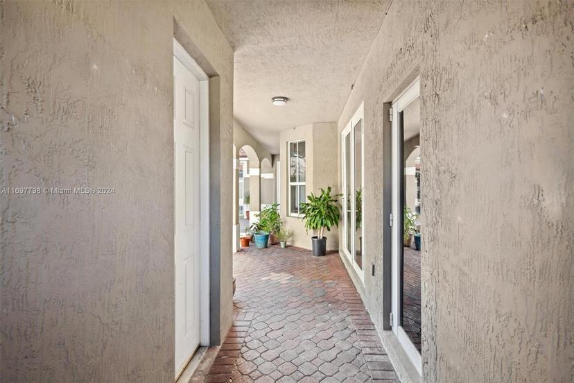 Picture of 9030 SW 162Nd St, Palmetto Bay FL 33157