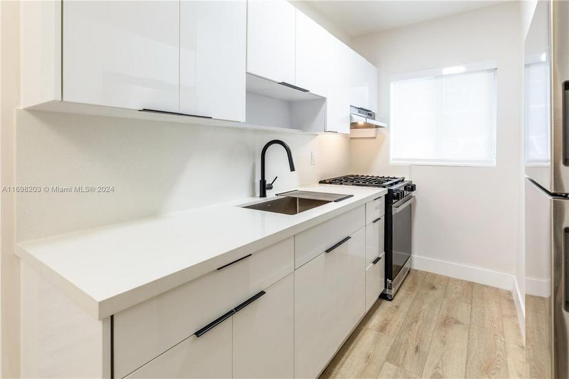 Picture of 8129 Abbott Ave # 5, Miami Beach FL 33141