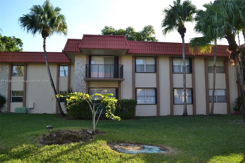 Picture of 10477 SW 108Th Ave # 230, Miami FL 33176