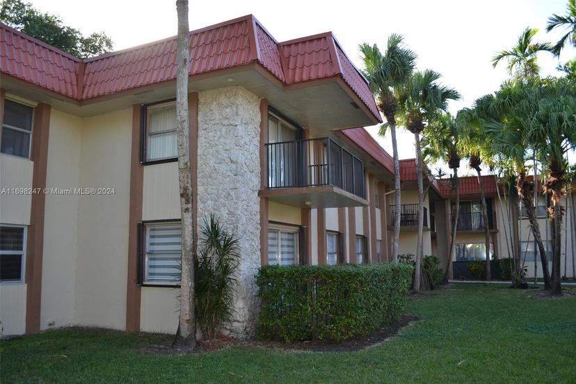 Picture of 10477 SW 108Th Ave # 230, Miami FL 33176