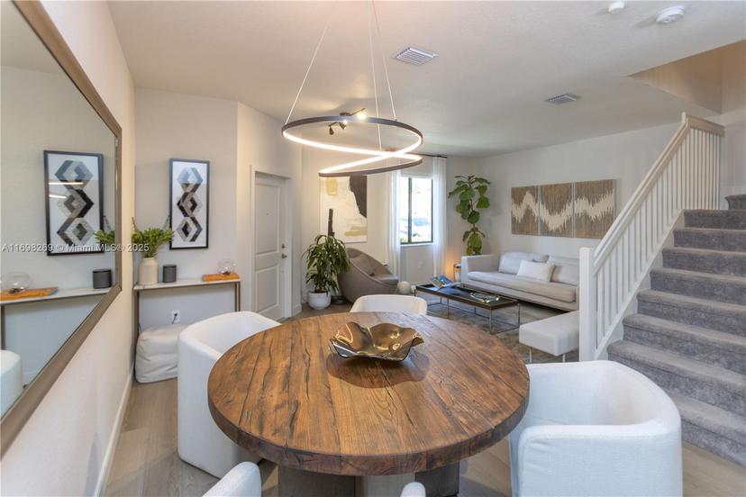 Picture of 979 NE 211Th St # 979, Miami FL 33179