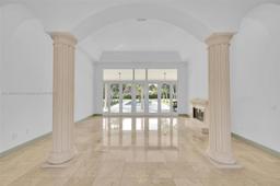 Picture of 7260 SW 100Th St, Pinecrest, FL 33156