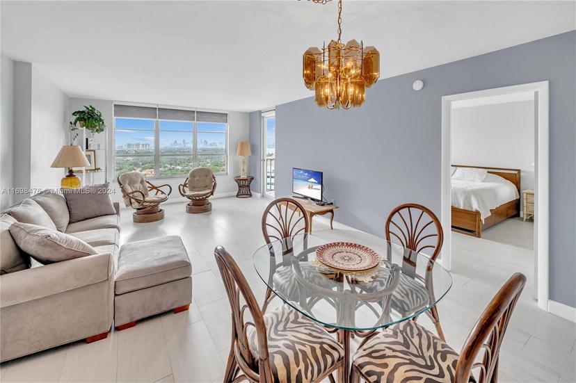 Picture of 4101 Pine Tree Dr # 1702, Miami Beach FL 33140