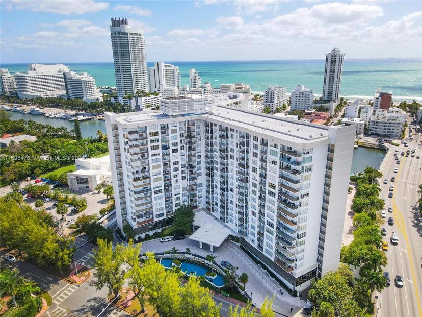 Picture of 4101 Pine Tree Dr # 1702, Miami Beach FL 33140