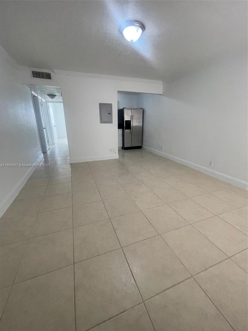 Picture of 11195 SW 1St St # 314, Sweetwater FL 33174