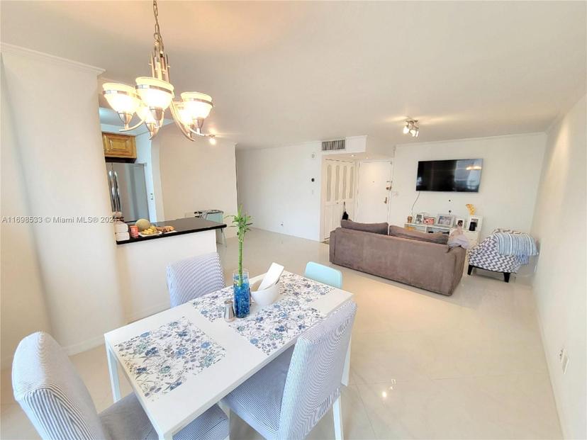 Picture of 17011 N Bay Rd # 906, Sunny Isles Beach FL 33160