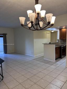 Picture of 4400 Hillcrest Dr # 114B, Hollywood, FL 33021