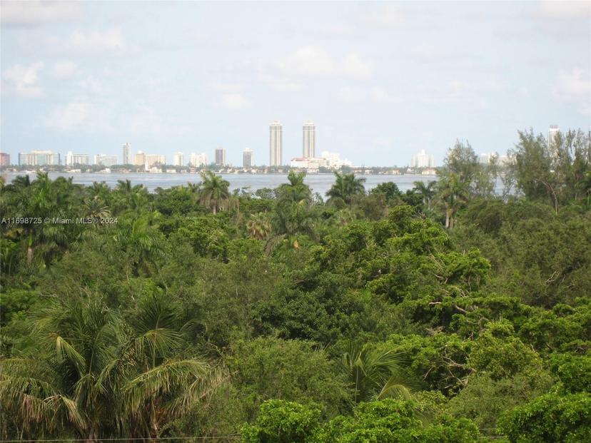 Picture of 5701 Biscayne Blvd # 701, Miami FL 33137