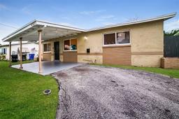 Picture of 450 SW 28Th Way, Fort Lauderdale, FL 33312