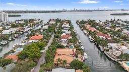 Picture of 2010 NE 120Th Rd, North Miami, FL 33181