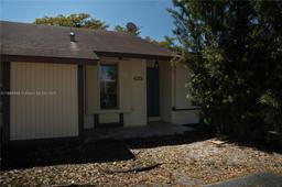 Picture of 11242 SW 116Th Ln # 11242, Miami, FL 33176