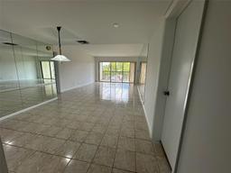 Picture of 491 Racquet Club Rd # 308, Weston, FL 33326