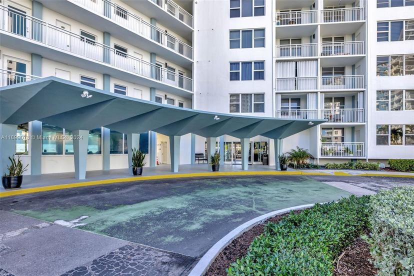 Picture of 201 N Ocean Blvd # 904, Pompano Beach FL 33062