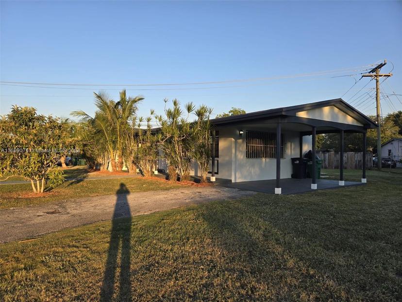 Picture of 9780 SW 167Th St, Miami FL 33157