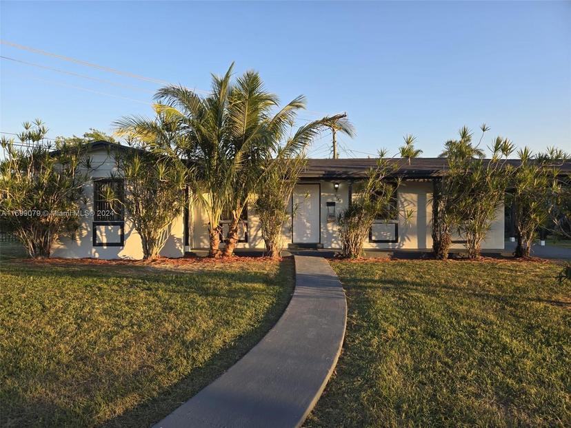 Picture of 9780 SW 167Th St, Miami FL 33157
