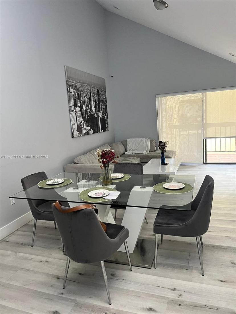 Picture of 12922 SW 88Th Ter # 206, Miami FL 33186