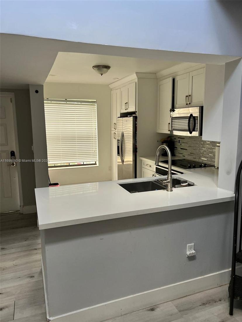 Picture of 12922 SW 88Th Ter # 206, Miami FL 33186