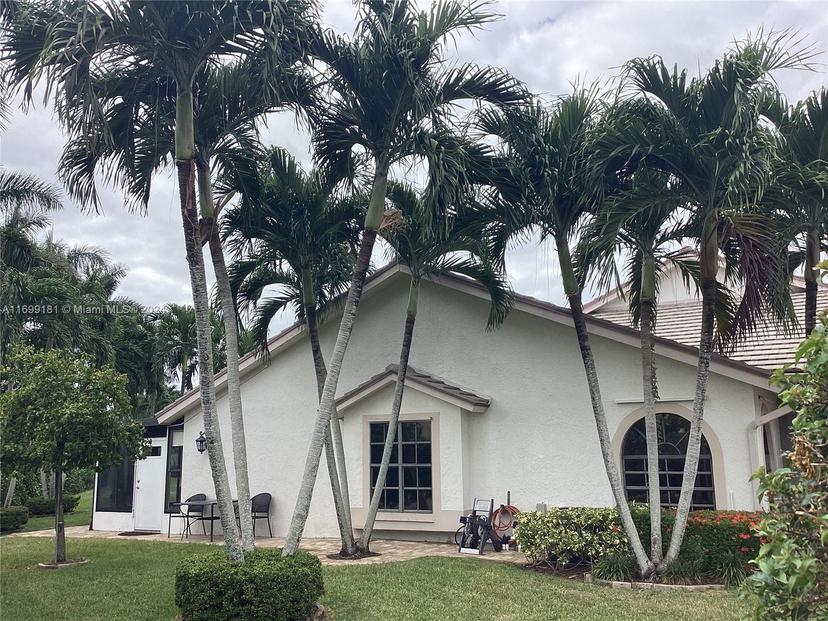 Picture of 10893 N Stafford Cir N # 10893, Boynton Beach FL 33436