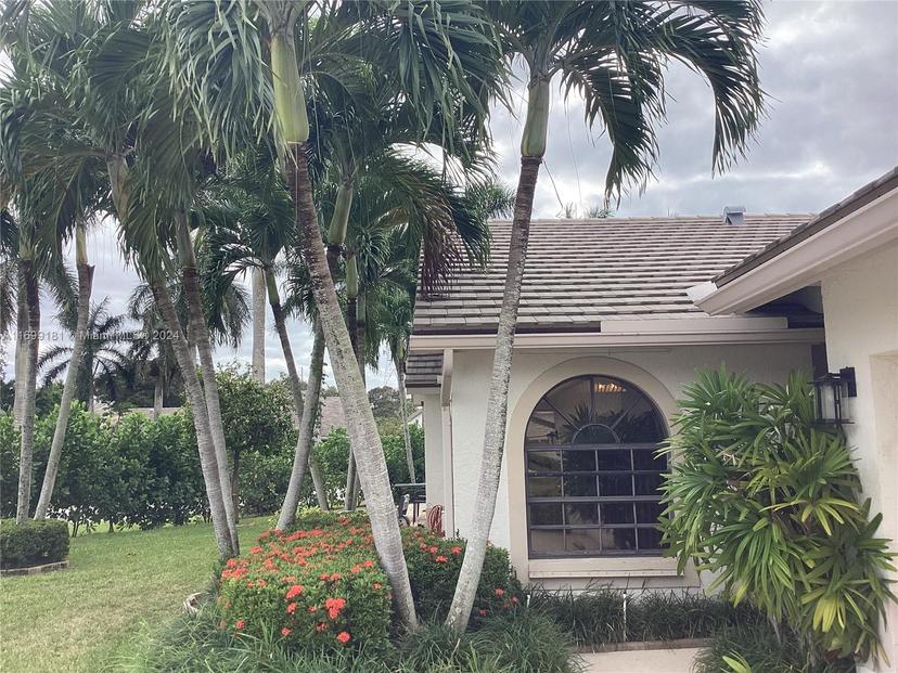 Picture of 10893 N Stafford Cir N # 10893, Boynton Beach FL 33436
