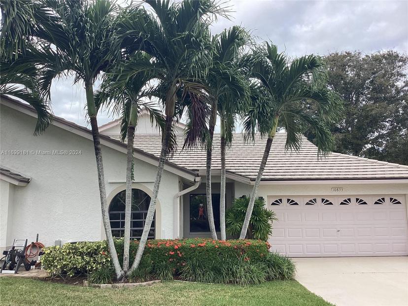 Picture of 10893 N Stafford Cir N # 10893, Boynton Beach FL 33436