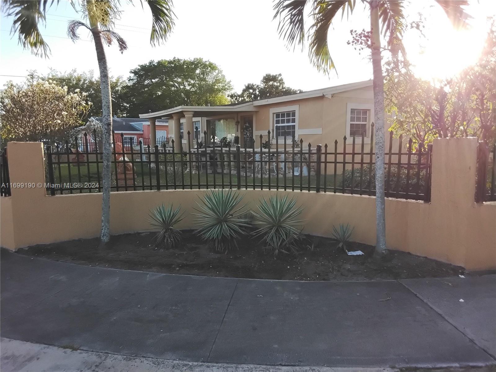 Picture of 20620 NW 34Th Ave, Miami Gardens, FL 33056