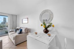 Picture of 345 Ocean Dr # 703, Miami Beach, FL 33139