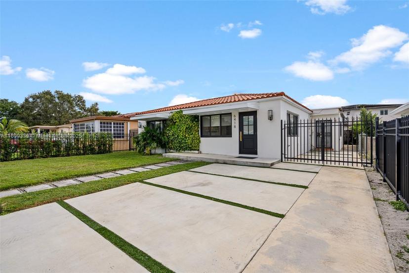 Picture of 6418 SW 39Th Ter, Miami FL 33155