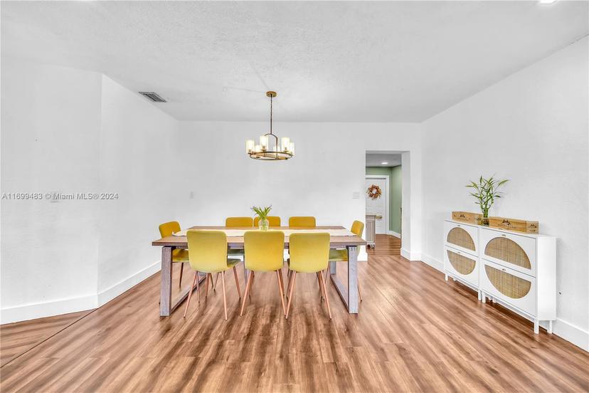 Picture of 11320 NW 59Th Ave, Hialeah FL 33012