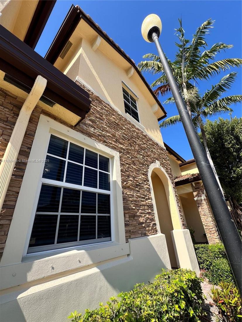 Picture of 9031 SW 227Th St # 2, Cutler Bay FL 33190
