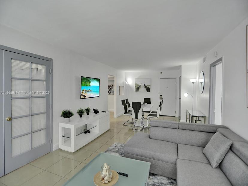 Picture of 5225 Collins Ave # 411, Miami Beach FL 33140