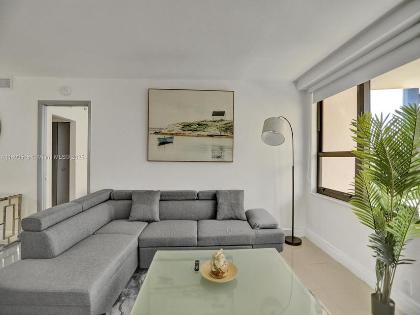 Picture of 5225 Collins Ave # 411, Miami Beach FL 33140