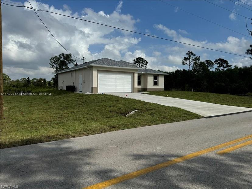 Picture of 2403 E 10Th St, Lehigh Acres FL 33936