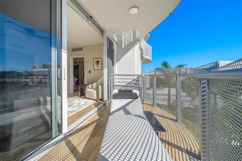 Picture of 2155 Washington Ct # 503, Miami Beach FL 33139