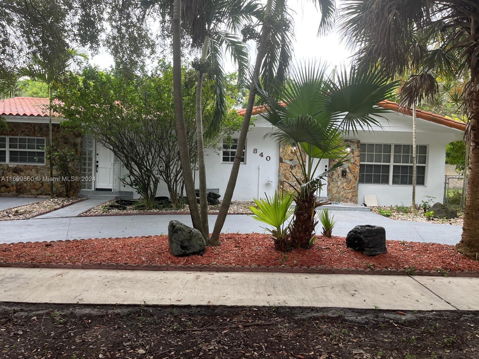 Picture of 840 NE 182Nd St, North Miami Beach, FL 33162
